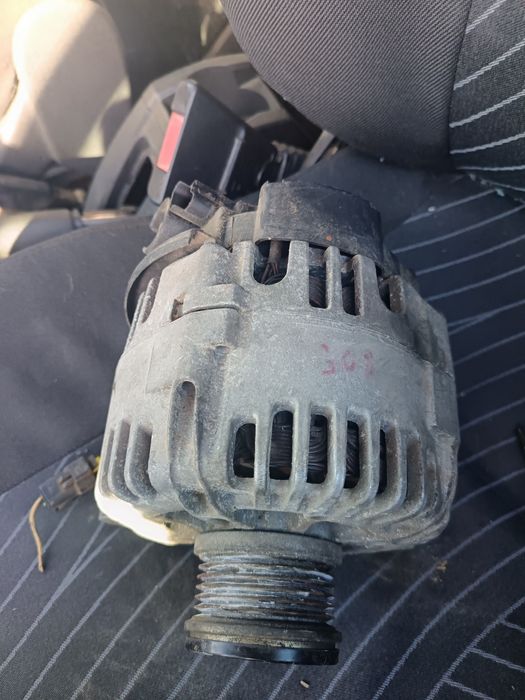 Алтернатор за Пежо