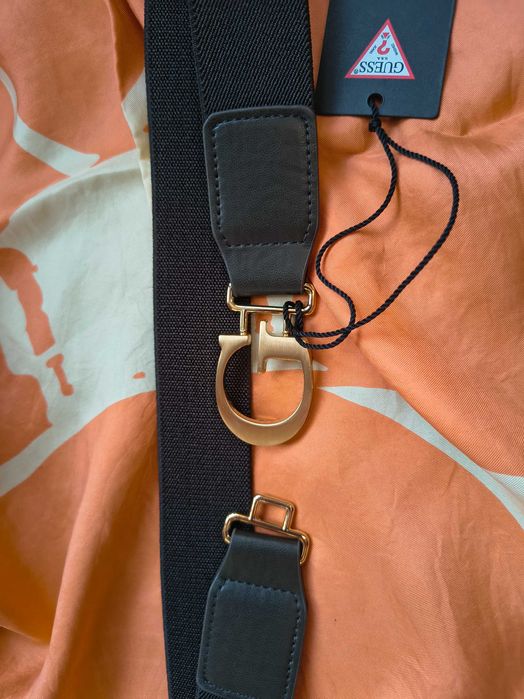 Guess колан унисекс