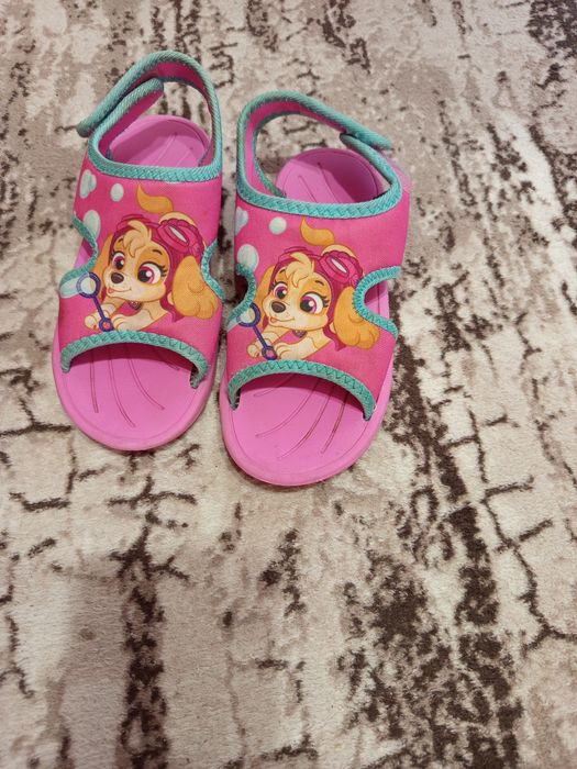 Обувки за момче и момиче