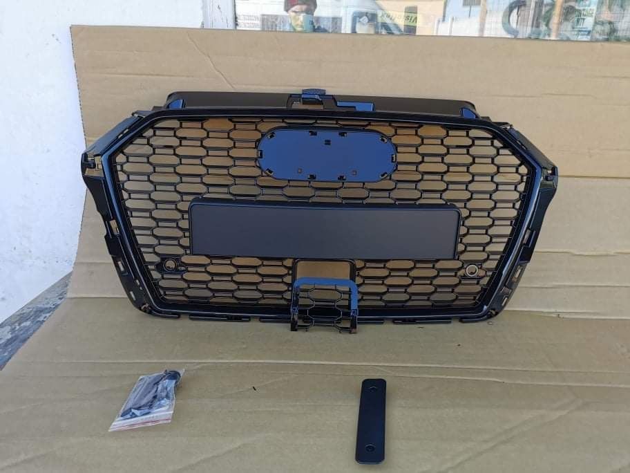 Grila fagure AUDI A3 8V FACELIFT (2017-ON) RS-LOOK negru