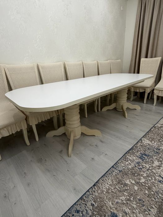 Продам стол и стулья