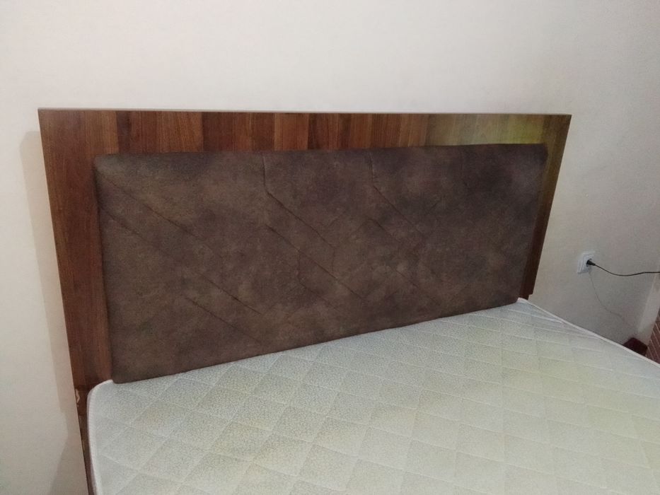 Кровать двухспальная