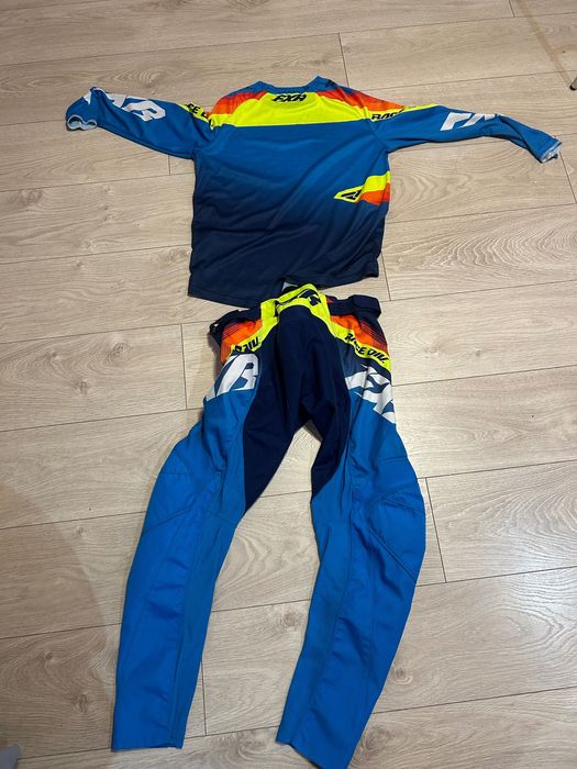 Екип за кросов мотор