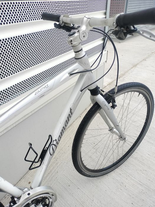 Bicicleta Trekking DIAMANT