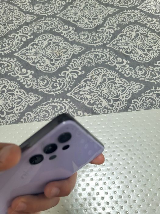 Самсунг а32 6/10