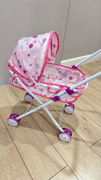 Коляска для кукол