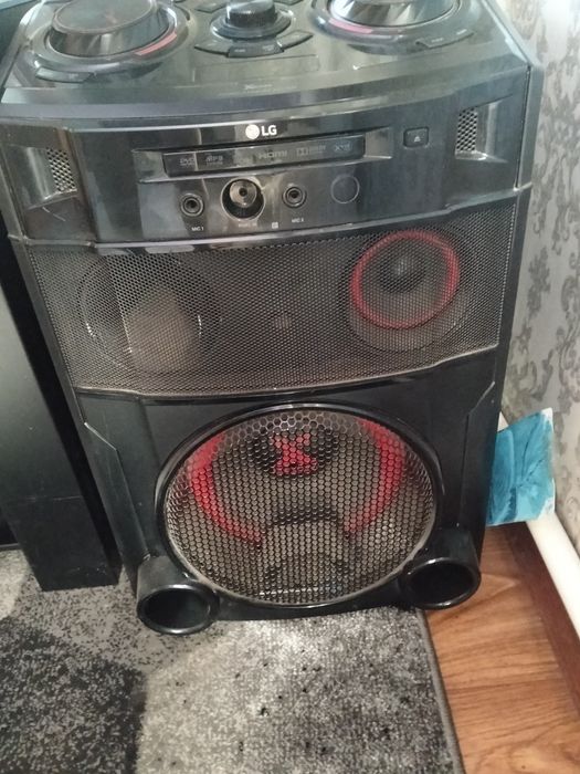 LG Колонка Караоке профессиональная