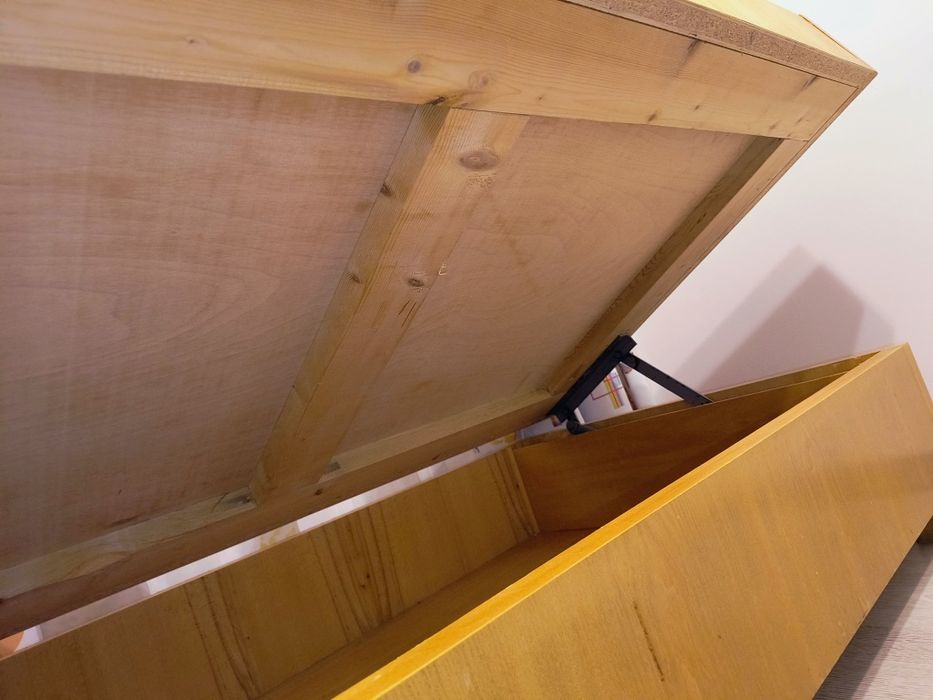 Pat lemn masiv o persoană cu ladă depozitare plus saltea relaxa