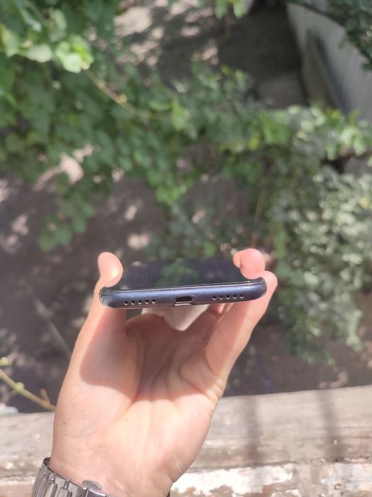 Redmi 7.         32/4 gb