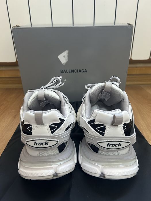 Balenciaga Track