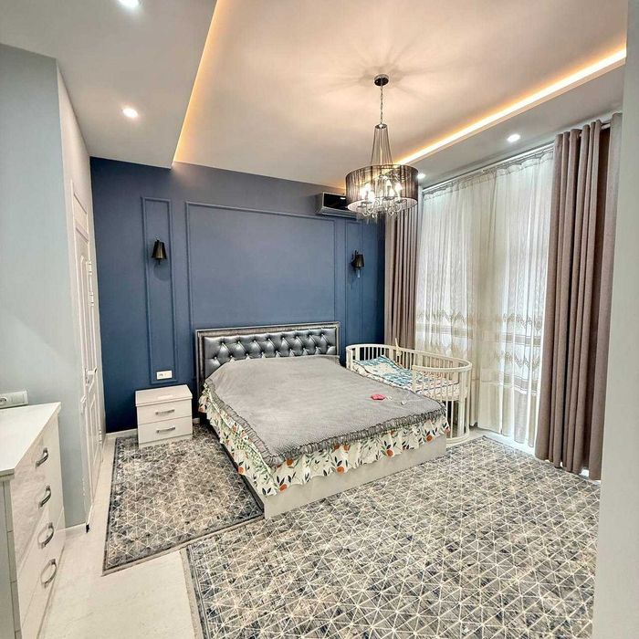 3 xonali kvartira sotiladi Cambridge Village 91 mk