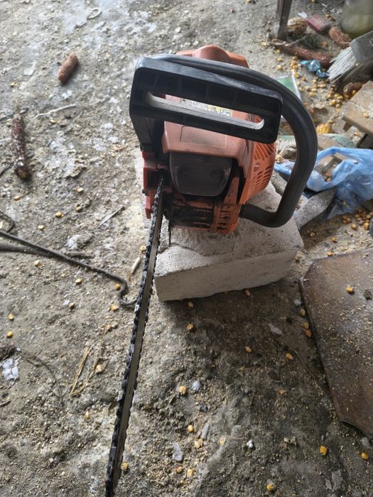 Husqvarna 142 necesita schimbat ambreaj