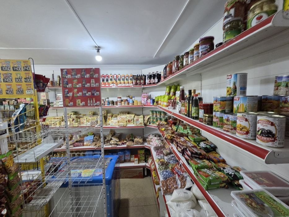Продуктовый магазин сдаётся в аренду.