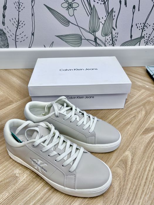 Женские кеды от Calvin Klein