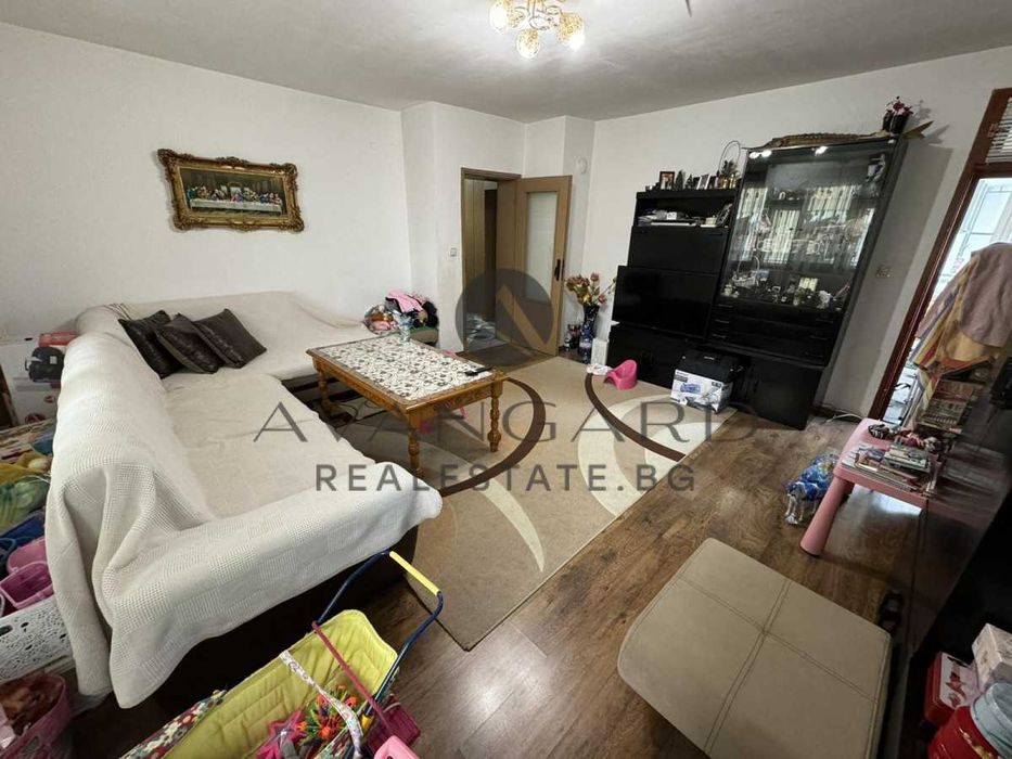 Продава се Тристаен апартамент в Пловдив, Кючук Париж - 87 кв.м за 1840 €/кв.м - Снимка #2