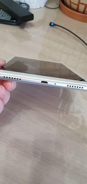 SAMSUNG Galaxy tab A