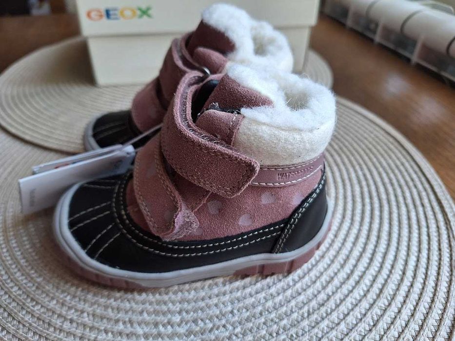 НОВИ боти/ботуши/апрески на Geox, Primigi, Clarks - н. 20