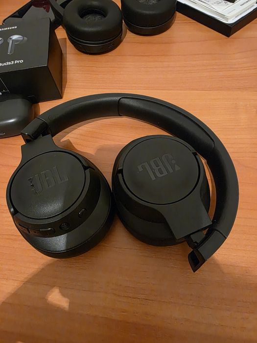 Vând s23 și căști