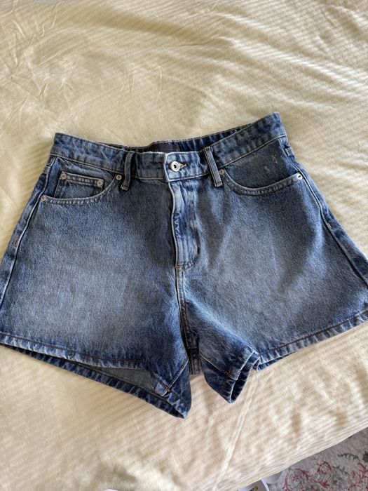 Къси панталони ZARA