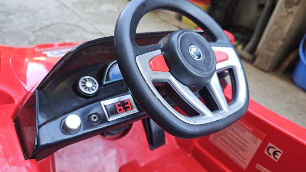 Детска електрическа количка с родителски контрол