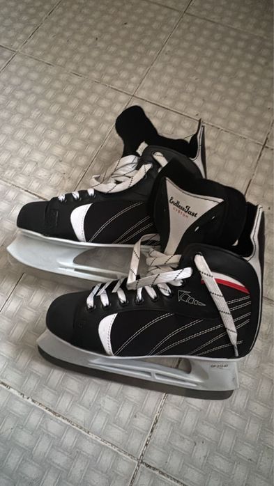 Продам коньки для взросых
