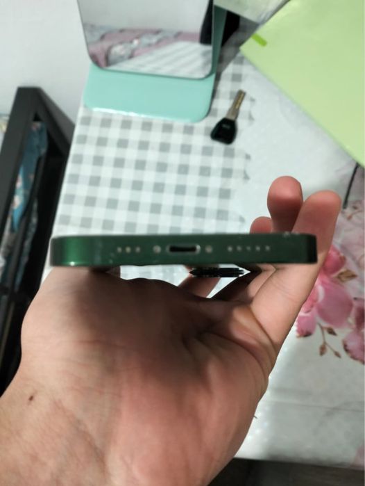 АЙФОН 13 зеленый ОБМЕН