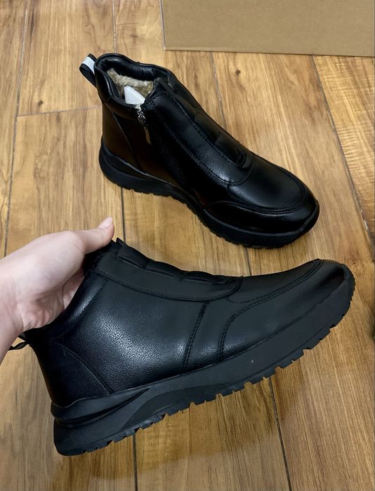 Новые мужские ботинки