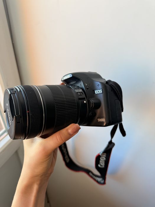 Продам Canon EOS 500D + объектив Canon 18-135