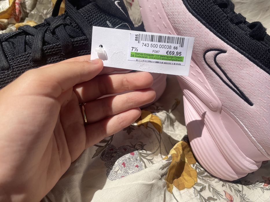 vand adidasi nike uplift SC-Originali~marimea 38,5
