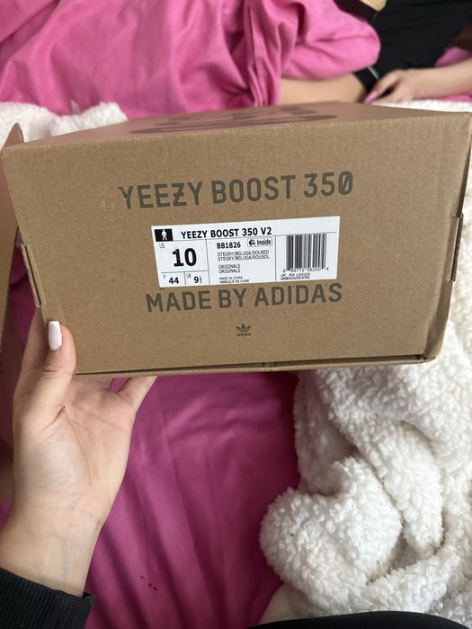 Yeezy Boost 350v2 Beluga,nepurtati,sunt noi,stare perfecta,marime 44