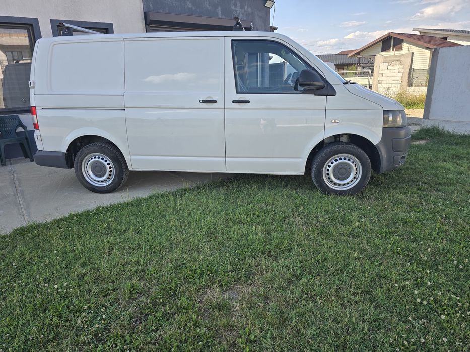 VOLKSWAGEN Transporter 2012 — imagine 2