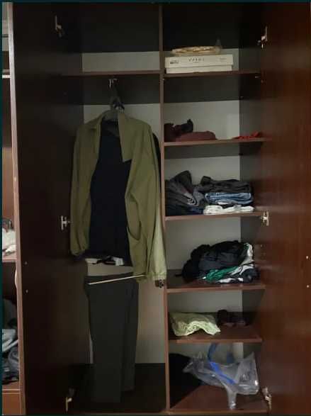 Продам большой шкаф