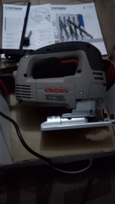 Продам лобзик навый