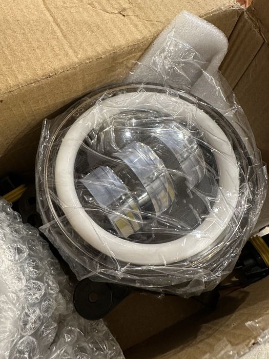 Лед халогени с ангелски очи