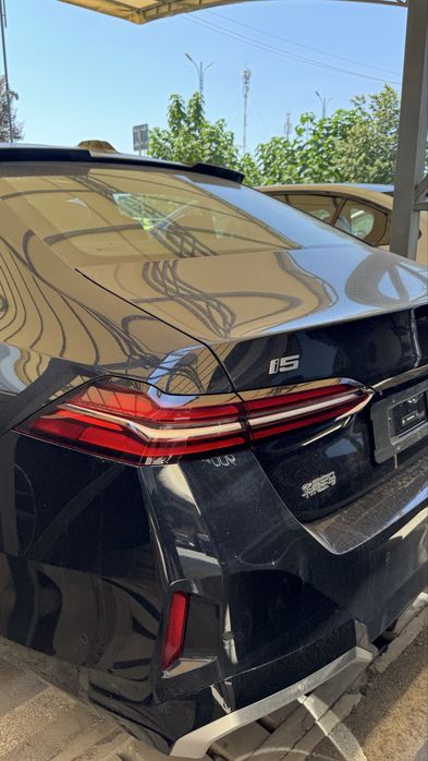 Bmw i5 40L monitorli