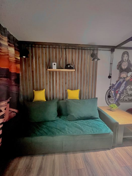 Арт лофт в центре Караганды с видеопроектором