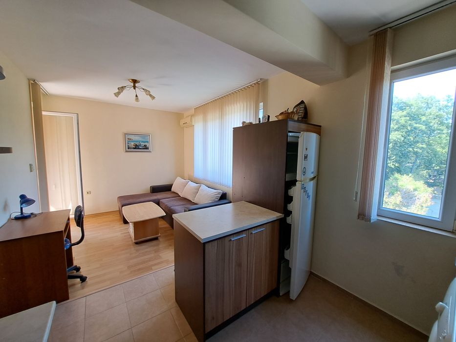 Дава се под наем Двустаен апартамент в к.к. Златни пясъци - 55 кв.м за 500 € - Снимка #4