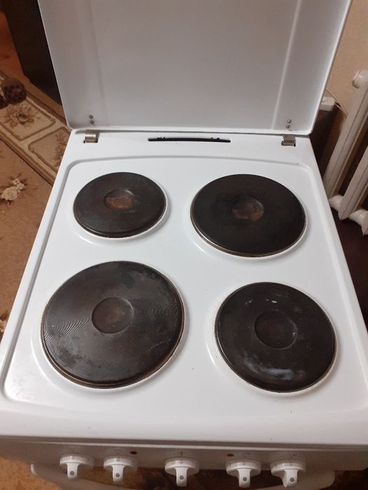 Продам плиту Hansa