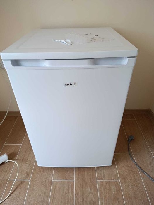 Пералня+ Хладилник Arielli