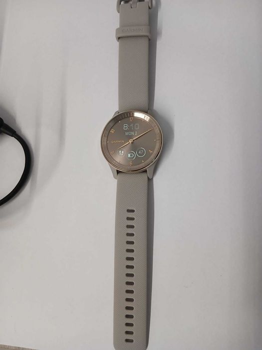 Garmin Vivomove Trend 40mm Gps + Bluetooth Cream Gold Smartwatch