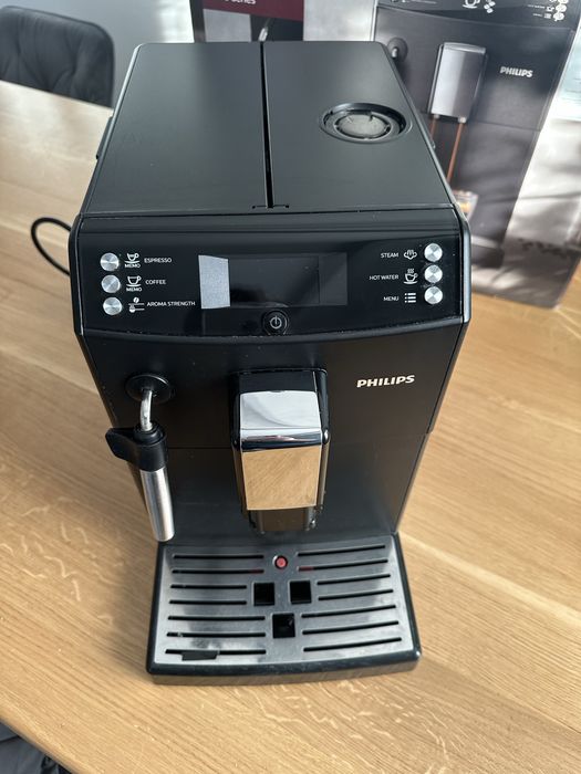 Espressor automat Philips 3100 nu De'Longhi Saeco