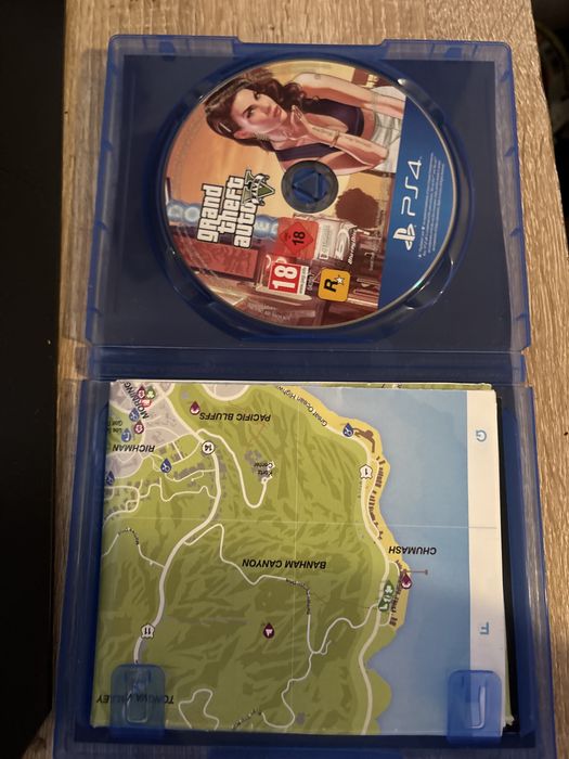 Vand gta 5 premium edition pentru ps 4
