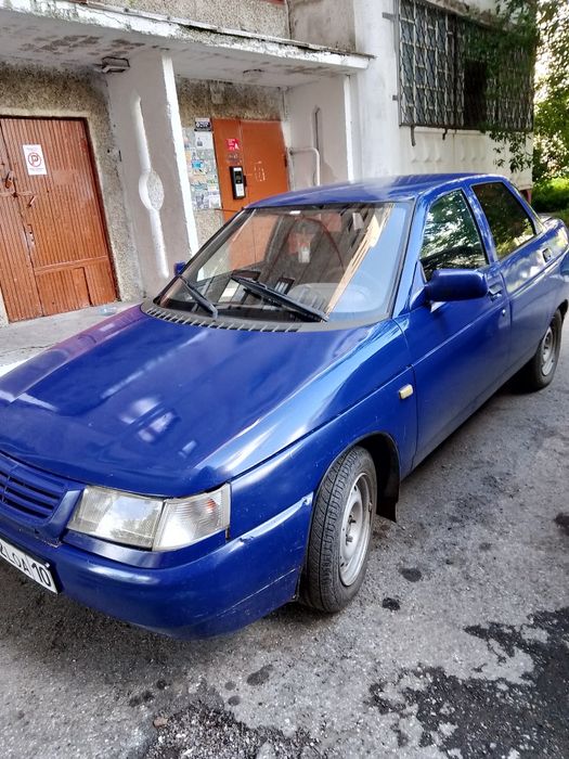 Продам машину 21102