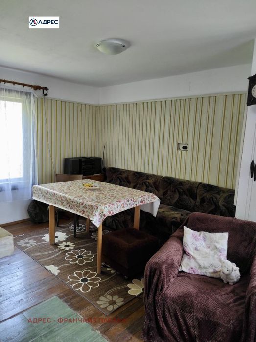 Къща в Ловеч, област-гр.Троян площ 103 цена 43971