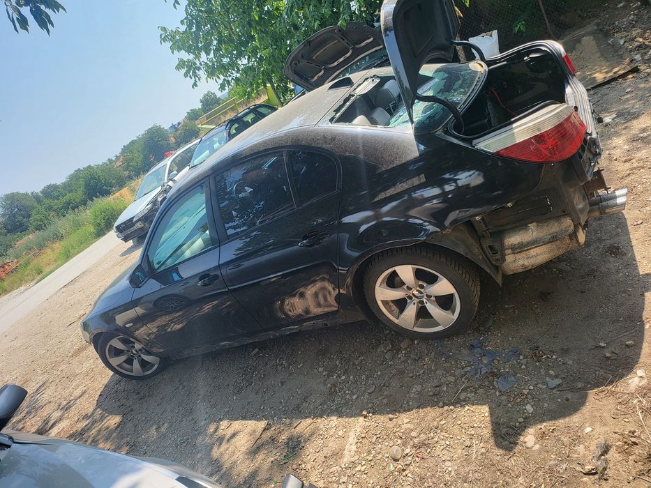 Бмв е60 525д НА ЧАСТИ