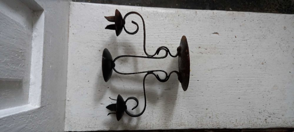 Продавам настолен свещник