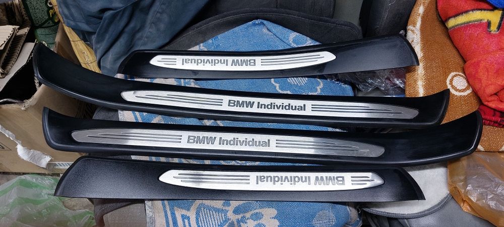 Накладки на пороги individual бмв е60