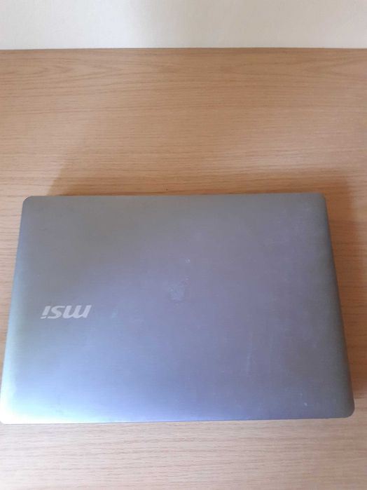 Laptop MSI ms-16y1 , i3