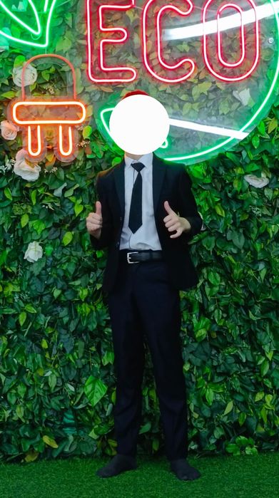 продам костюм для мальчика