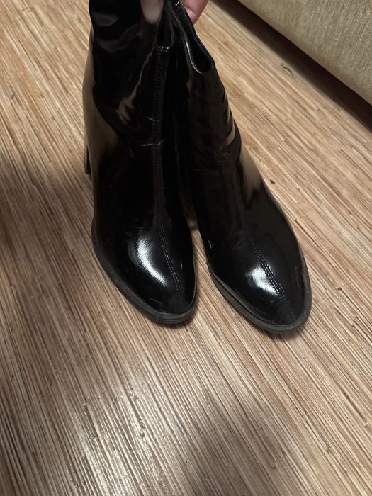 Обувь кожанный